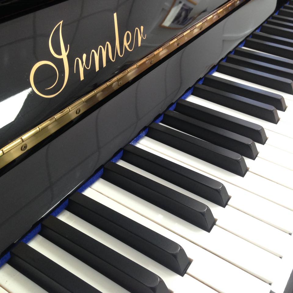 Irmler P132 black upright piano